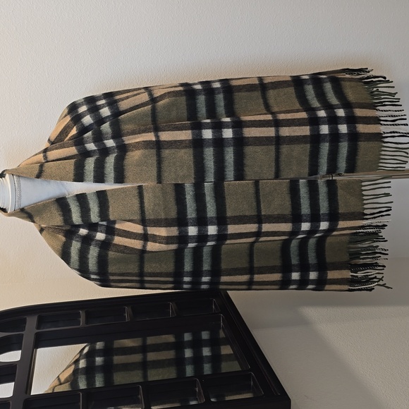 Edinburgh Plaid Wool Scarf Wrap Oversize - Picture 3 of 8